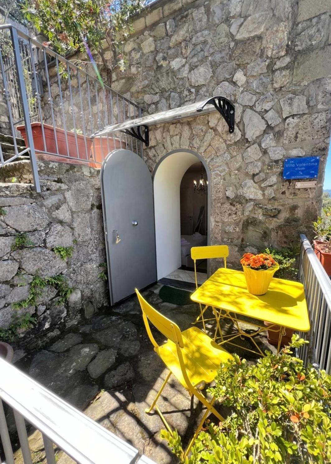 Villa Valentina Suite Massa Lubrense Bagian luar foto